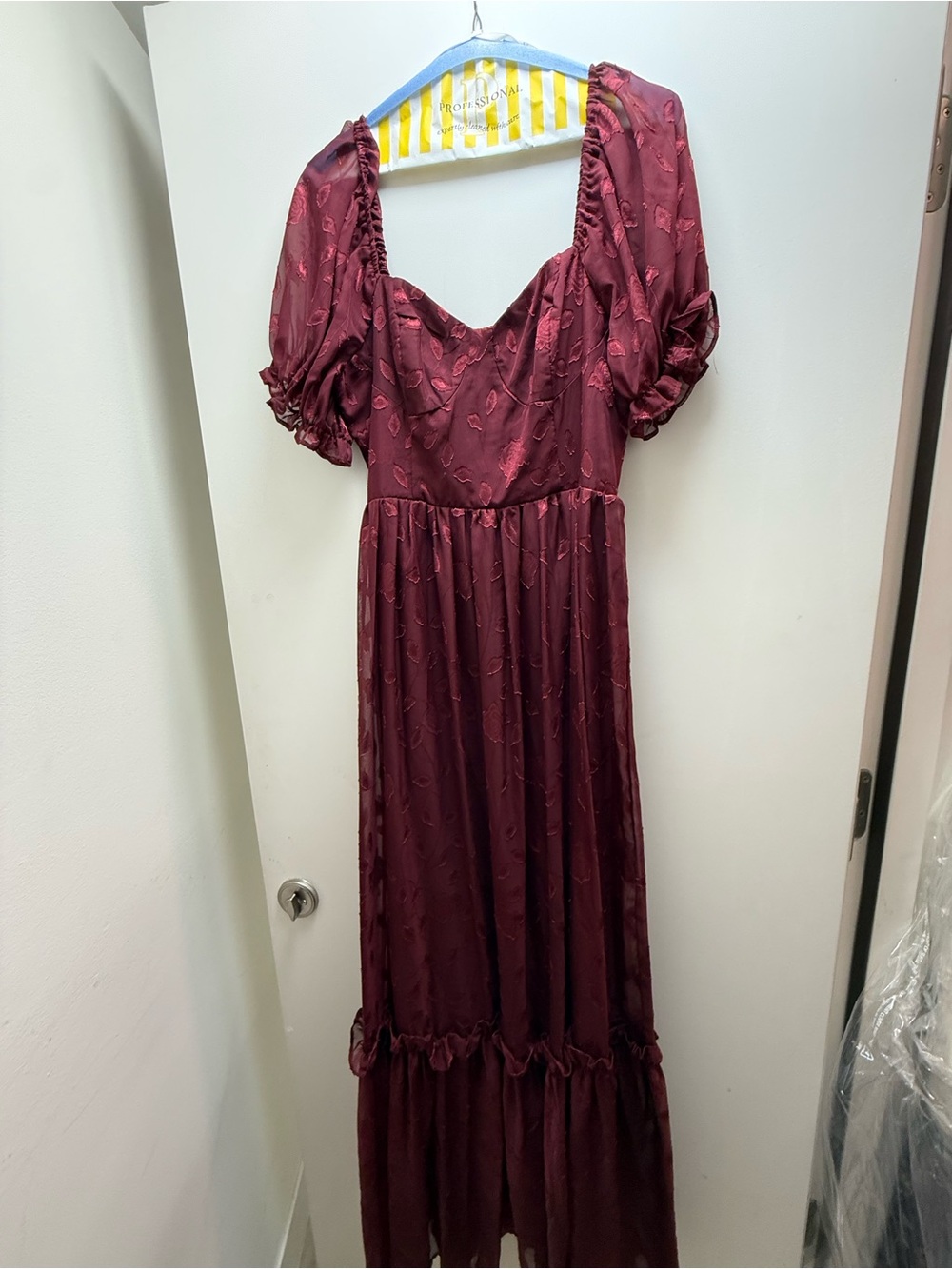 Lulu’s Burgundy Puff Sleeve Maxi Dress